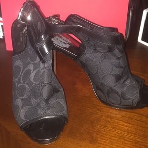 Coach sandals dress shoes